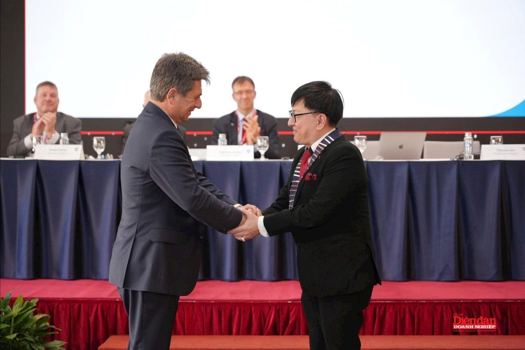 Fiata leadership impact và tác động tới logistics Việt Nam - ảnh 4 Q: Lợi ích ngắn hạn có thể thấy ngay? - Fiata leadership impact và tác động tới logistics Việt Nam