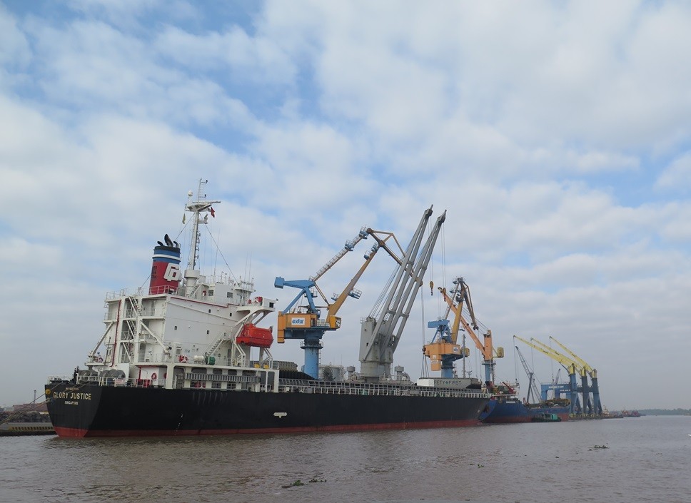 Vietnam maritime logistics: tối ưu hóa vận tải ven biển và sông ngòi - ảnh 5 Thông điệp chính sách và vai trò của chính quyền địa phương - Vietnam maritime logistics: tối ưu hóa vận tải ven biển và sông ngòi