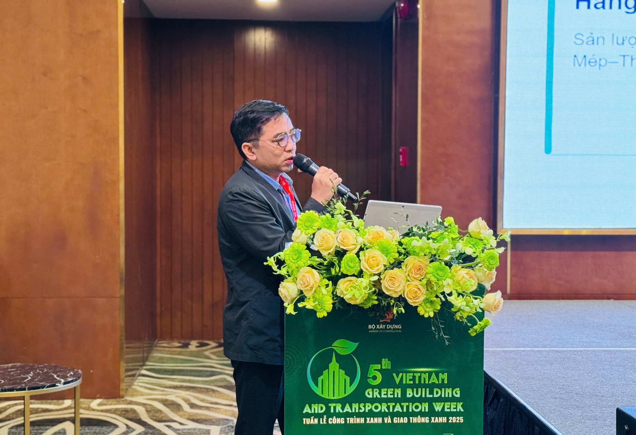 Vietnam green logistics