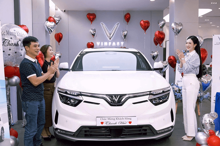 Khuyến nghị EV adoption incentives cho logistics Việt Nam